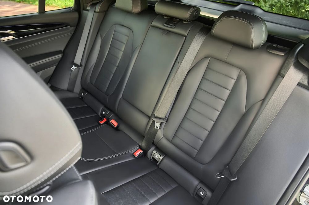BMW X3 xDrive20d M Sport - 24
