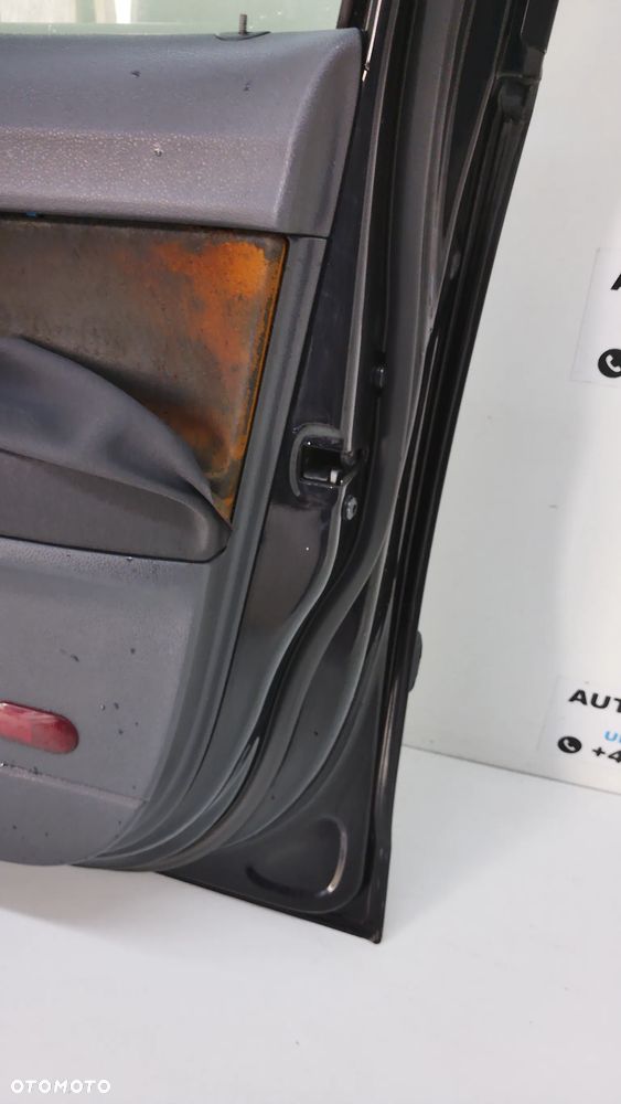 VW Polo Classic 9N2 Drzwi Prawy Przód L041 - 11