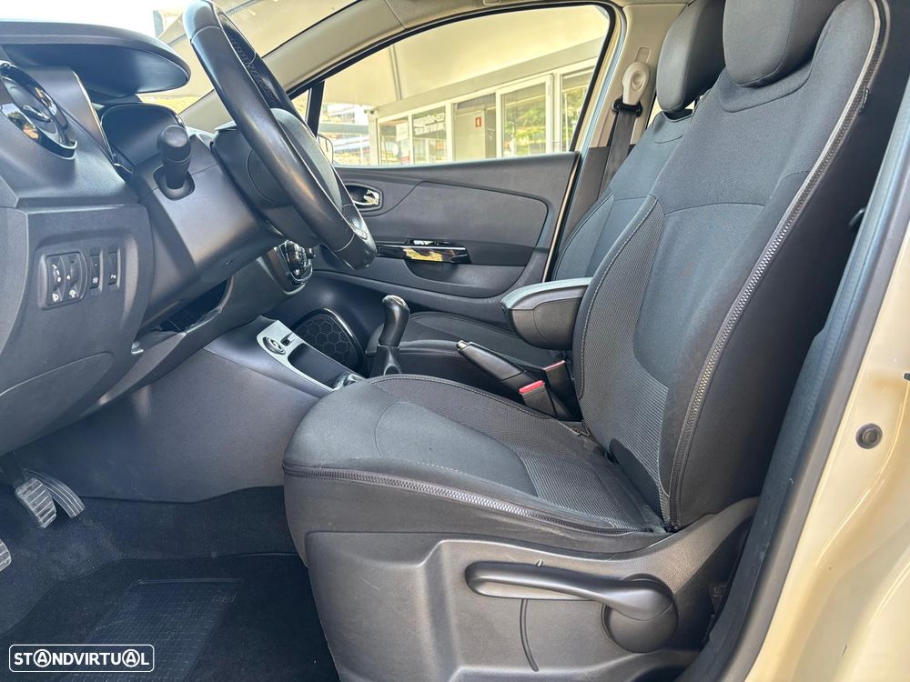 Renault Captur 1.5 dCi Exclusive - 6