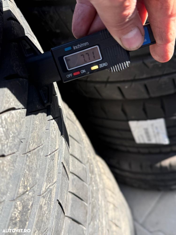 235 45 R20 VARA KUMHO - 8