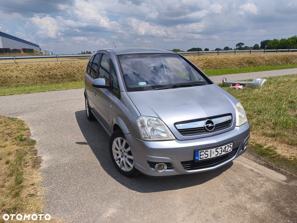 Opel Meriva 1.8 Cosmo - 2