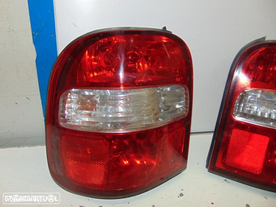 Kia Sportage modelo 2001 farolins - 2