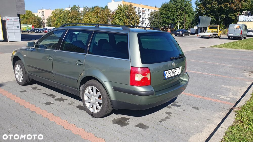 Volkswagen Passat 1.6 Comfortline - 4