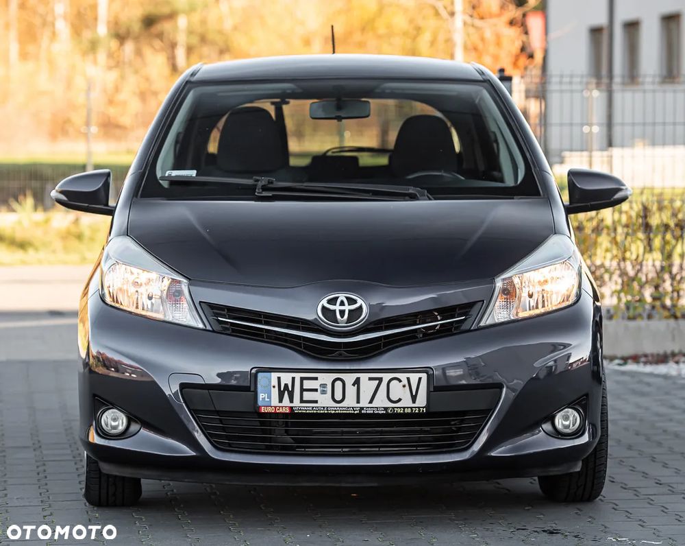 Toyota Yaris - 4