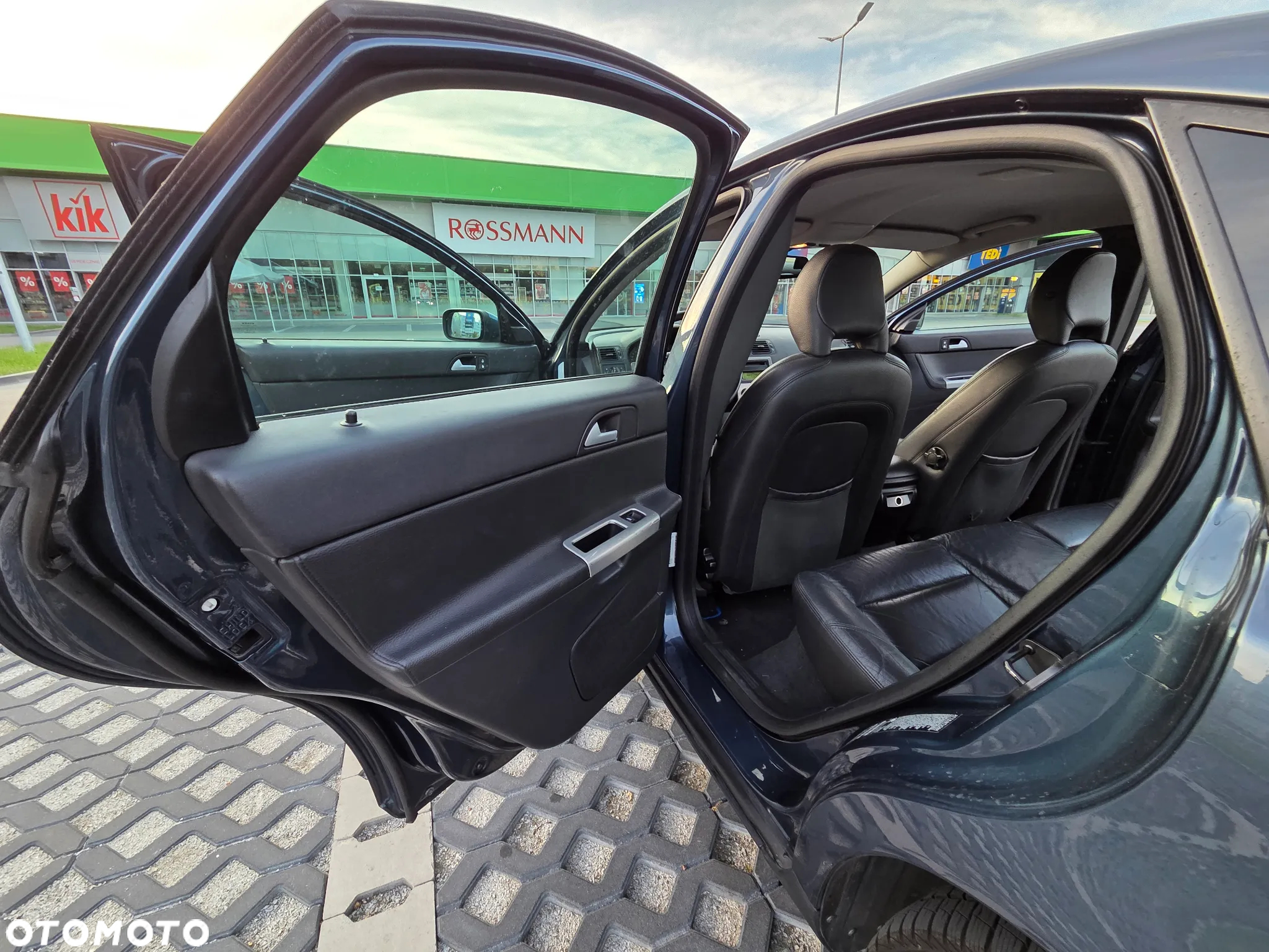 Volvo S40 1.8 - 15