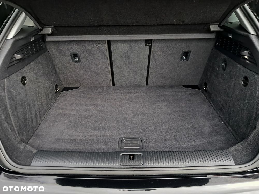 Audi A3 Sportback 2.0 TDI S tronic sport - 29