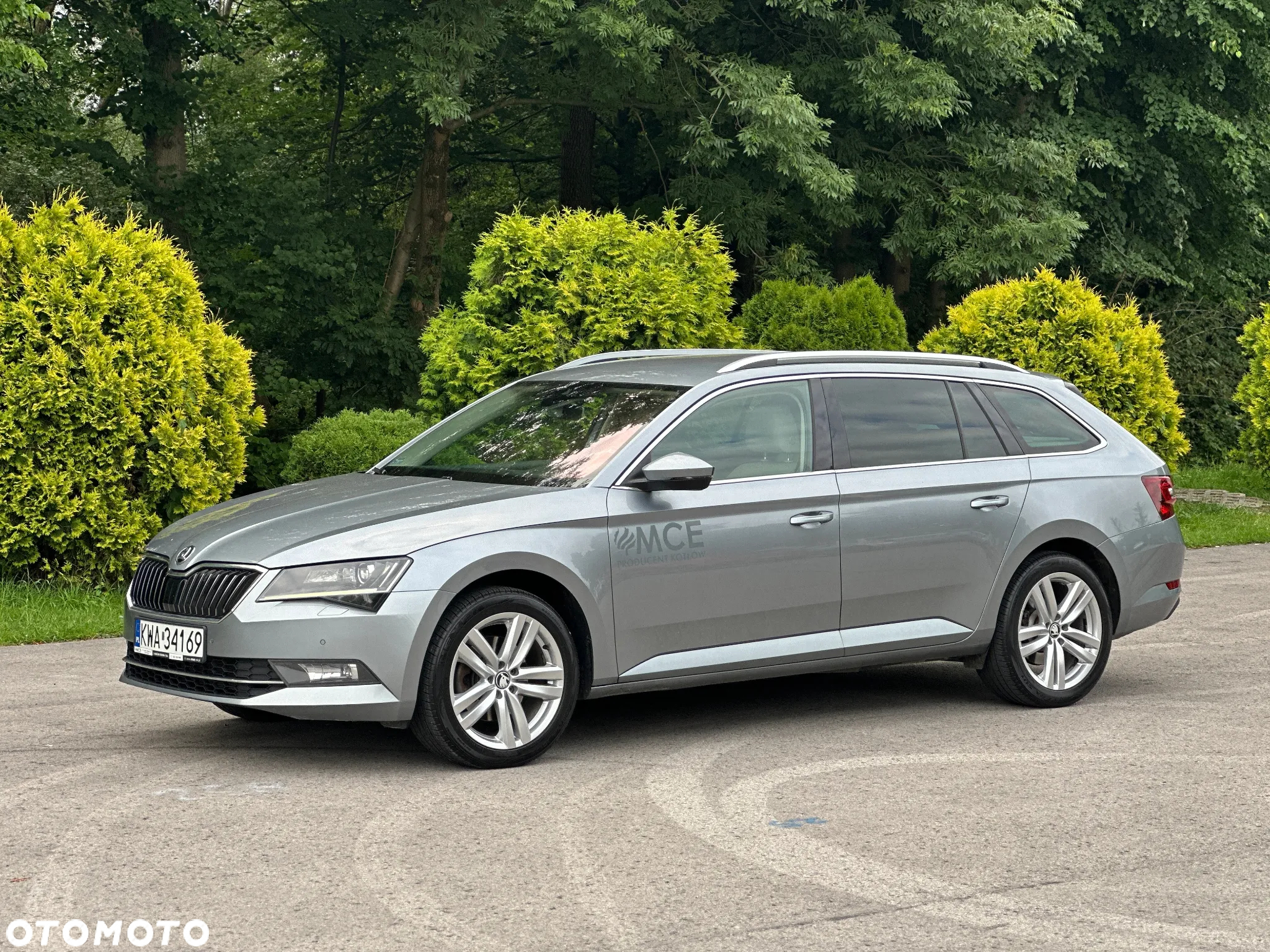 Skoda Superb 2.0 TDI Style DSG - 12