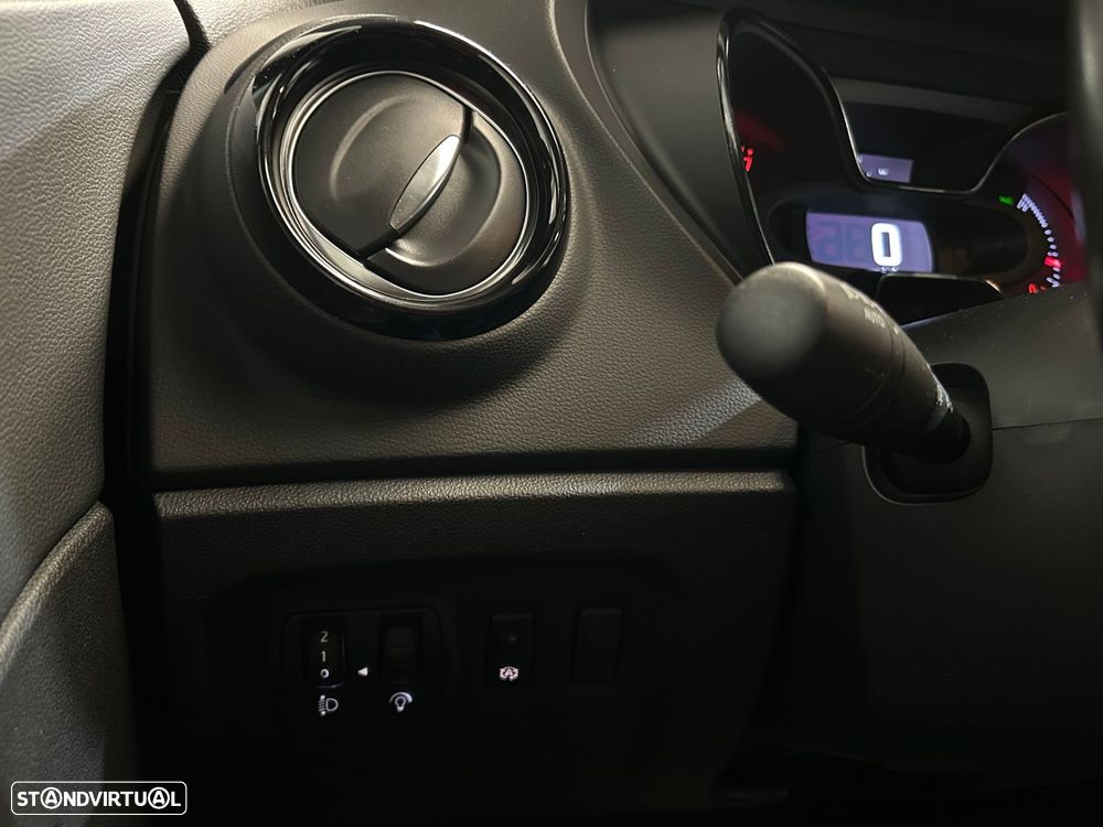 Renault Captur 1.3 TCe Exclusive - 36