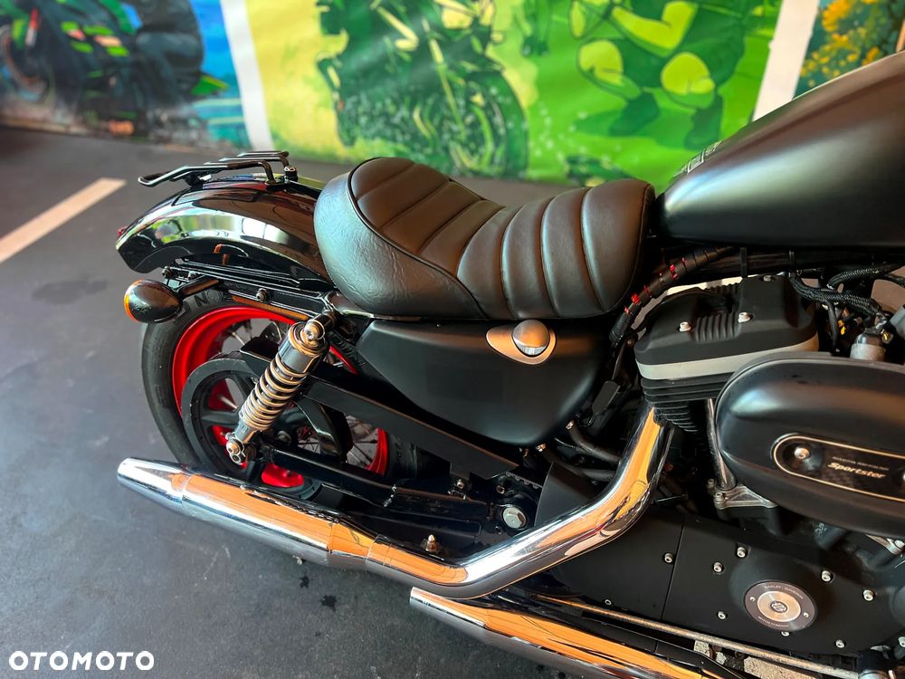 Harley-Davidson Sportster Iron 883 - 27