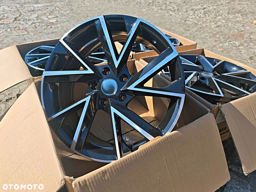 Felgi 5X114,3 7,5J 18 ET45 Hyundai I30 I40 KIA Stinger CEED PROCEED Mazda 3 6 CX30 - 7
