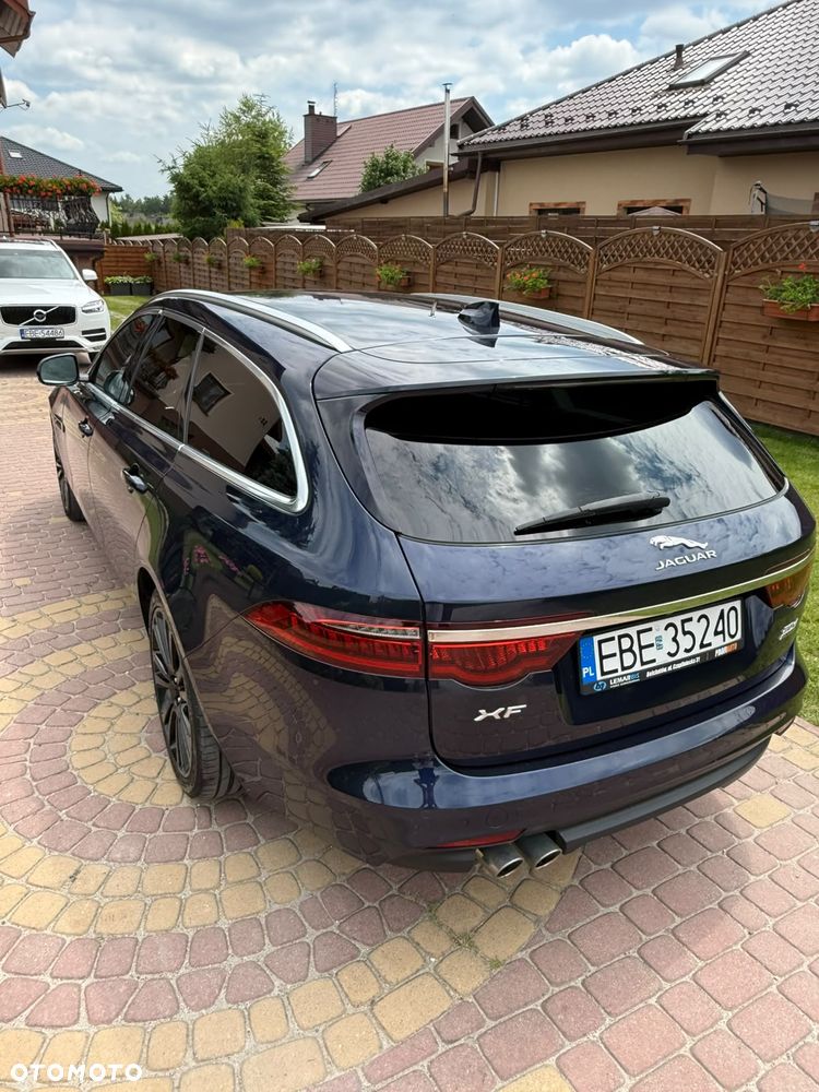 Jaguar XF 2.0 i4D AWD Prestige - 6