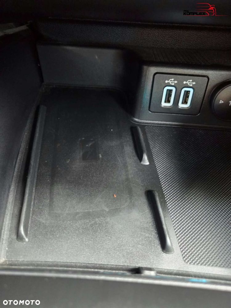 Ford Focus - 33