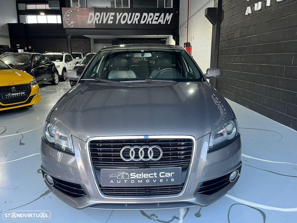Audi A3 Sportback 1.6 TDI DPF S tronic S line Sport Pack - 3