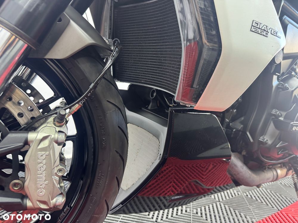 Ducati Diavel - 13