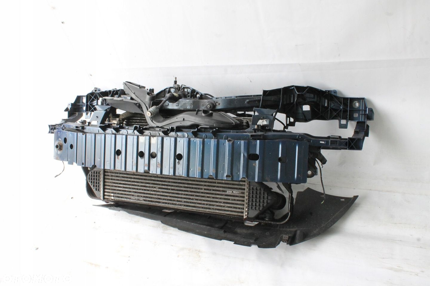 PAS PRZEDNI CHŁODNICE FORD FOCUS MK2 LIFT 2007R- 2.0 TDCI AUTOMAT - 8