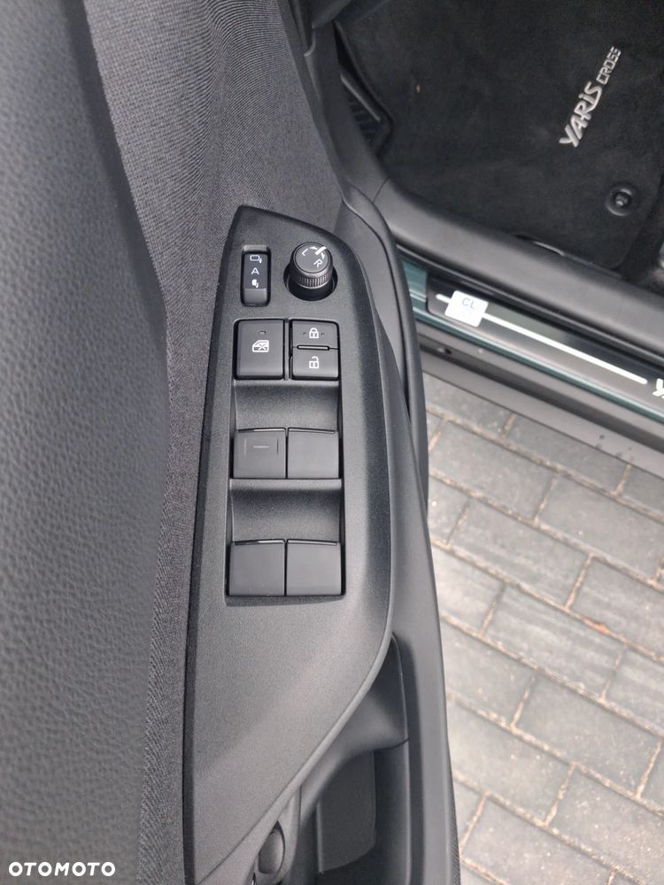 Toyota Yaris Cross Hybrid 1.5 Executive - 13