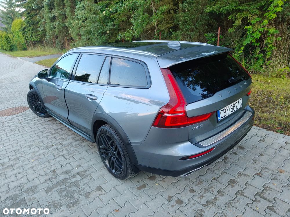 Volvo V60 Cross Country T5 AWD Geartronic - 9