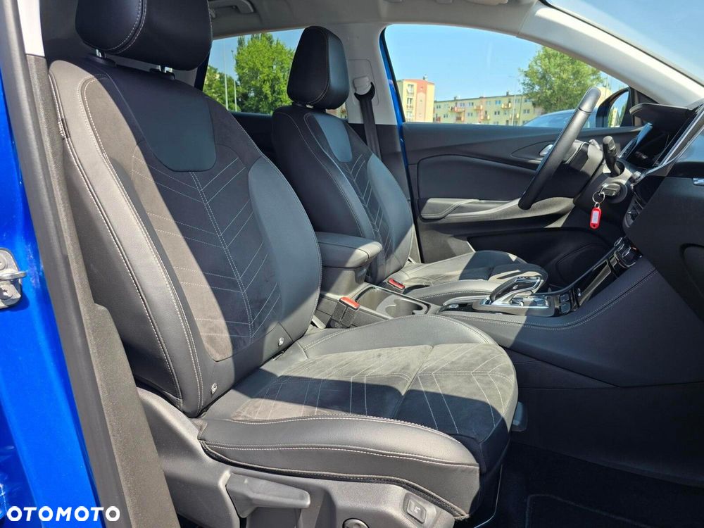 Opel Grandland 1.2 T GS Line S&S - 17