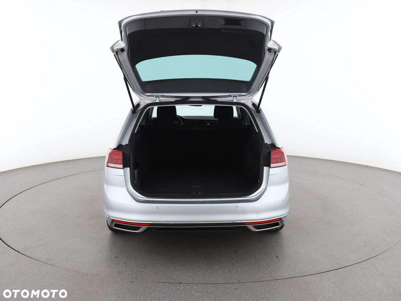 Volkswagen Passat Variant 1.4 TSI Plug-In-Hybrid DSG GTE - 19