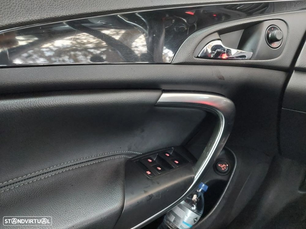 Opel Insignia Sports Tourer 2.0 CDTI Cosmo - 3