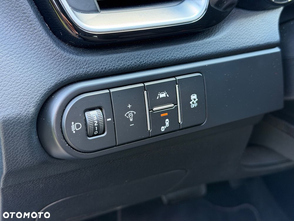 Kia Ceed 1.4 T-GDI DCT OPF Platinum Edition - 31
