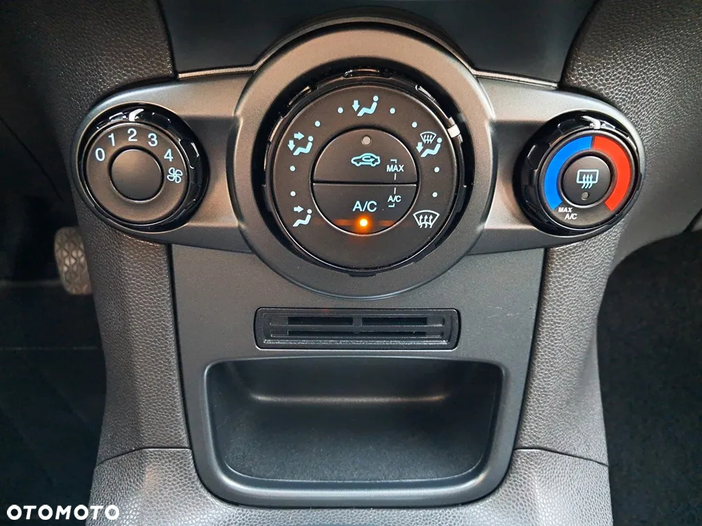 Ford Fiesta 1.25 Ambiente - 23