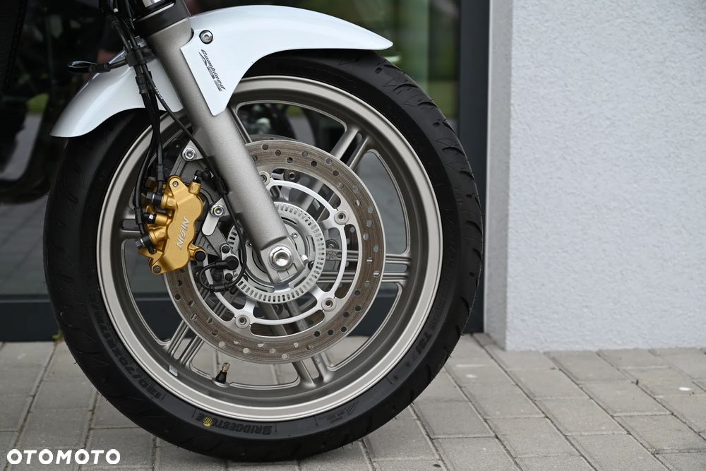 Honda CBF - 34
