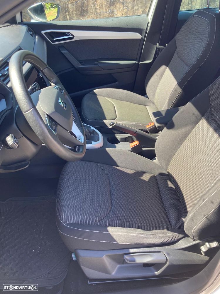 SEAT Arona - 12