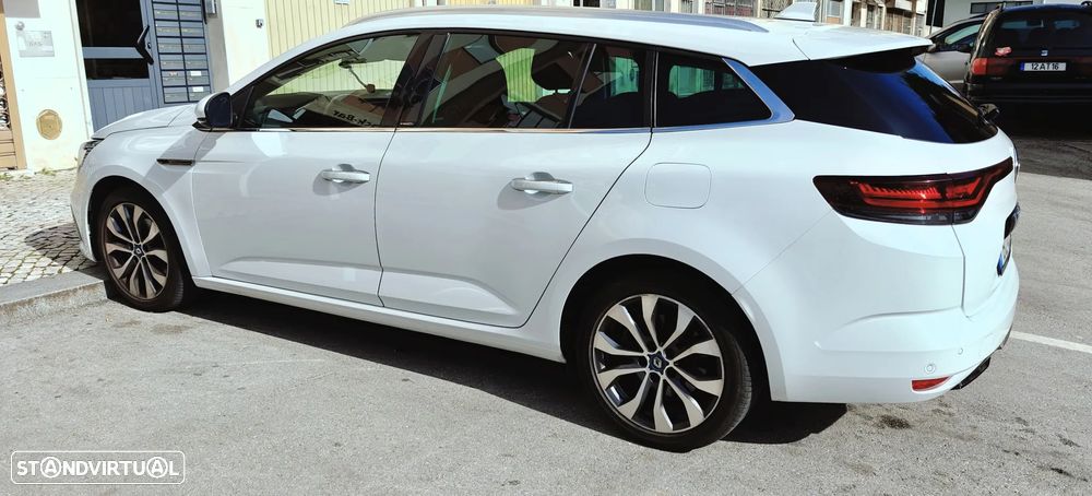 Renault Mégane - 5