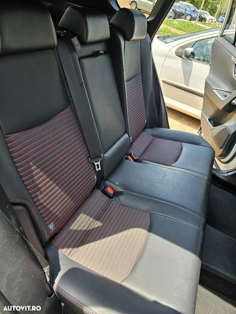 Suzuki Across 2.5 PHEV Luxus - 22