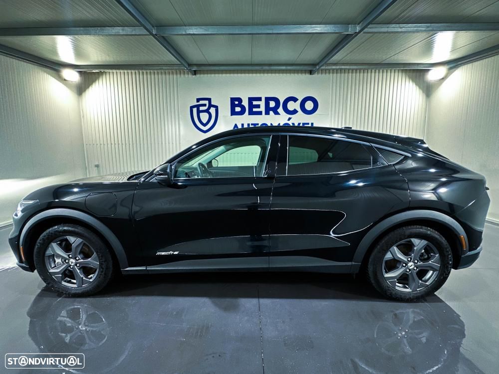 Ford Mustang Mach-E 75.7 kWh Base - 13