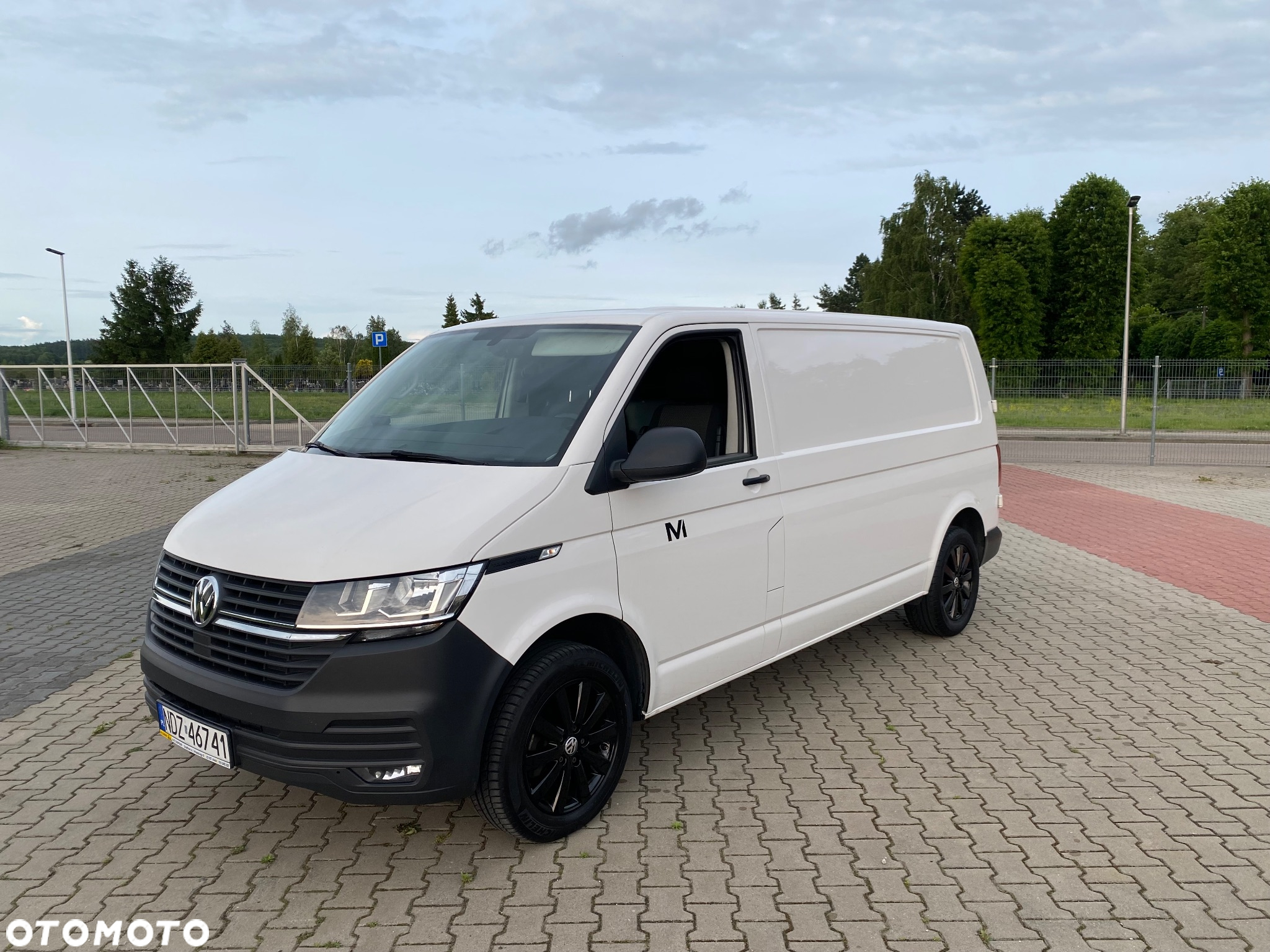 Volkswagen Transporter - 2
