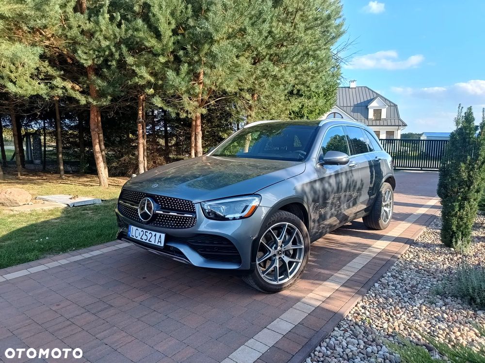 Mercedes-Benz GLC - 1
