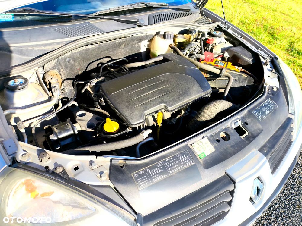 Renault Thalia 1.2 16V Alize - 8