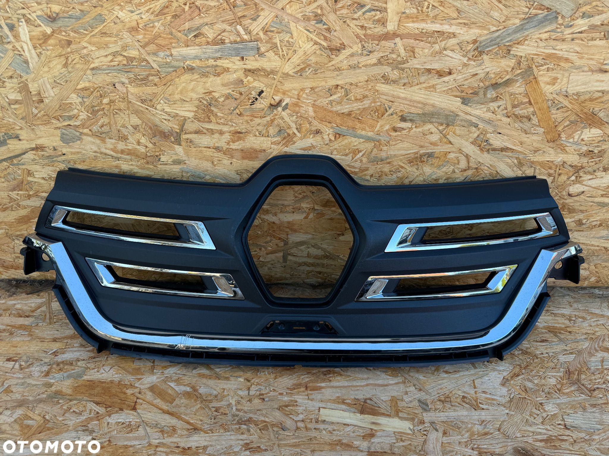 GRILL ATRAPA CHŁODNICY RENAULT KANGOO IV 4 21+ E-TECH CHROM 623107908R ORYGINAŁ - 1