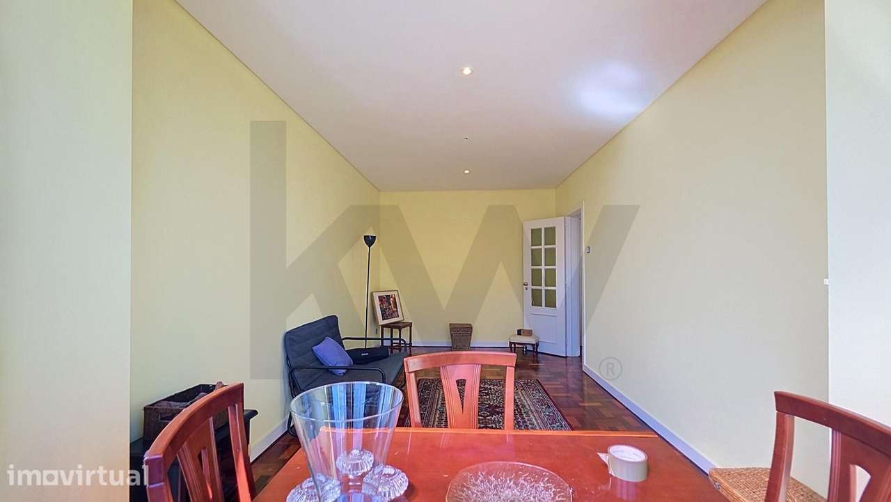 Excelente Apartamento T2+1 no Centro de Carnaxide | Prédio com 2 Eleva - Grande imagem: 2/21