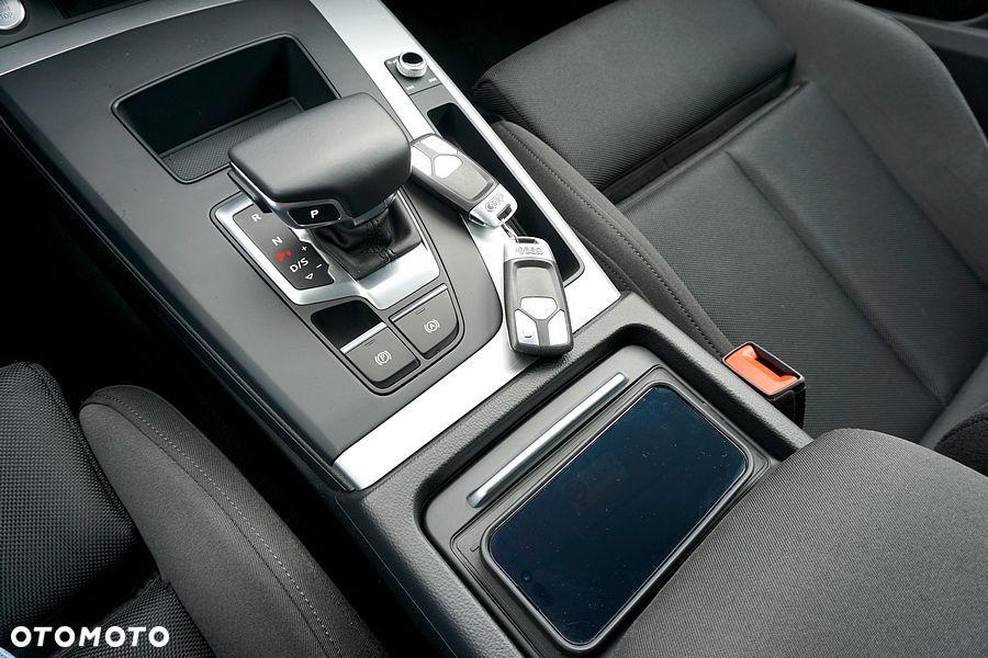 Audi Q5 40 TDI quattro S tronic sport - 35