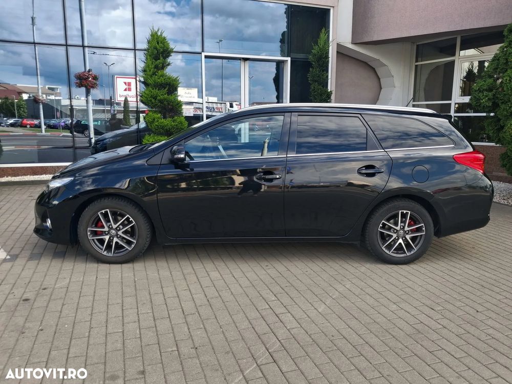 Toyota Auris - 2