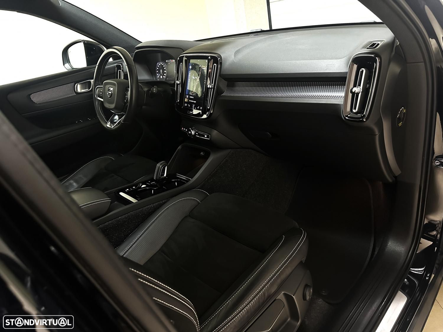 Volvo XC 40 1.5 T5 PHEV R-Design Expression - 24