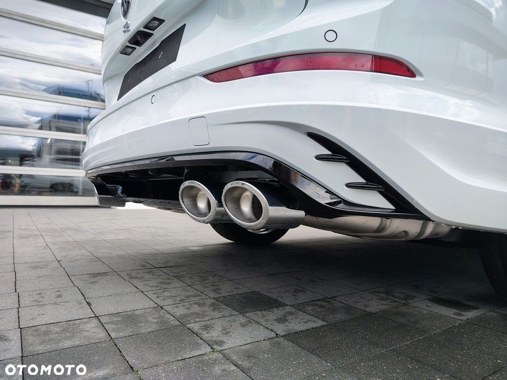 Volkswagen Golf Variant - 10