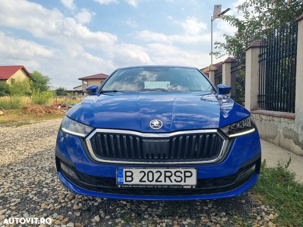 Skoda Octavia 2.0 TDI DSG Ambition - 1