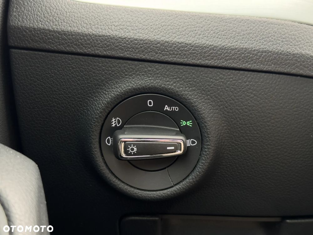 Skoda Superb 1.8 TSI Active DSG - 36