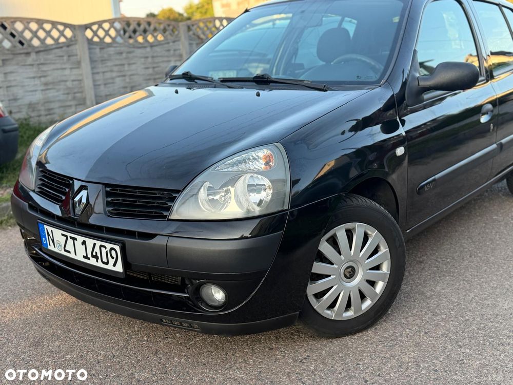 Renault Clio 1.2 16V Emotion - 8