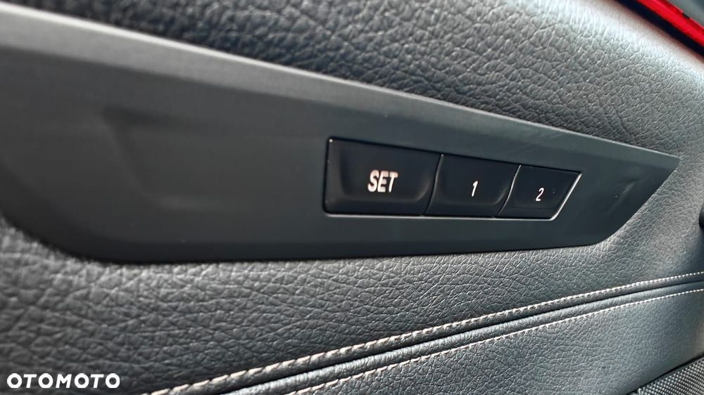 BMW Seria 5 520i Luxury Line - 10