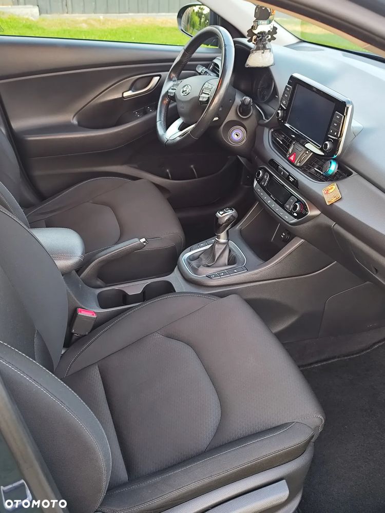 Hyundai i30 1.0 T-GDI Classic + - 10