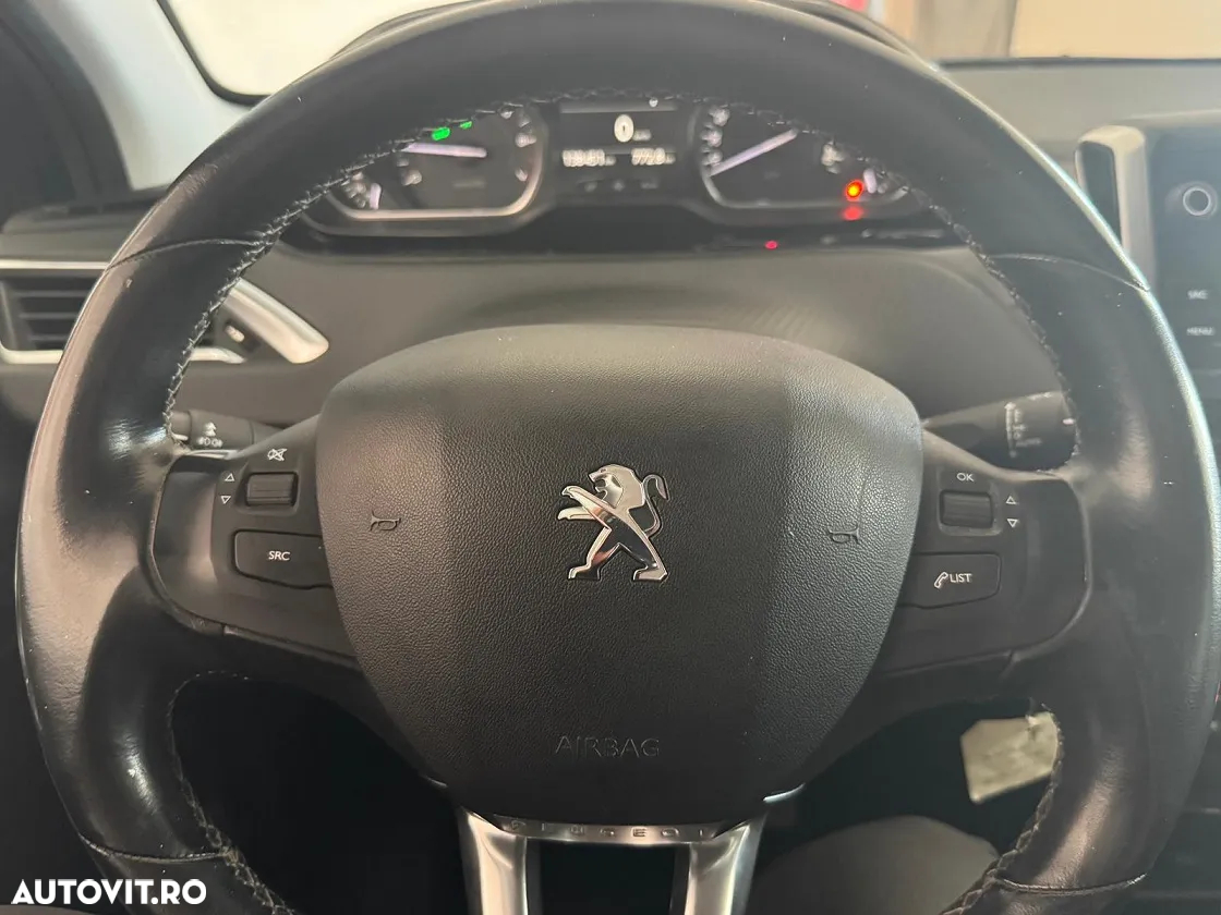 Peugeot 2008 PureTech 110 Stop&Start EAT6 Allure - 15