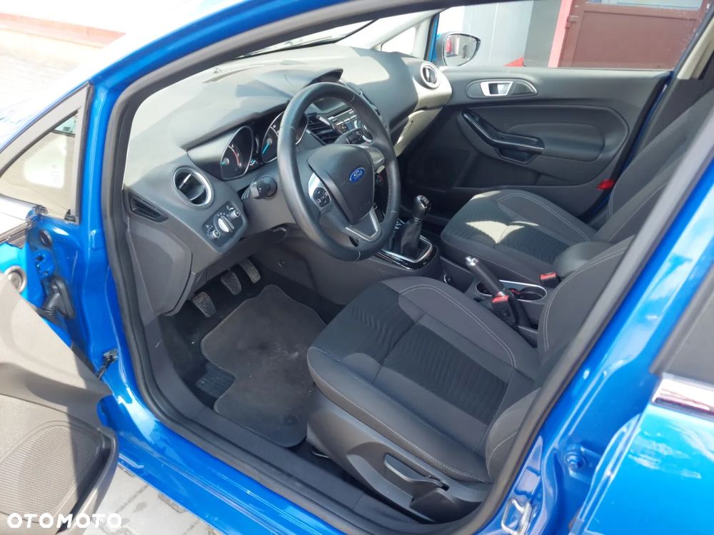 Ford Fiesta - 14