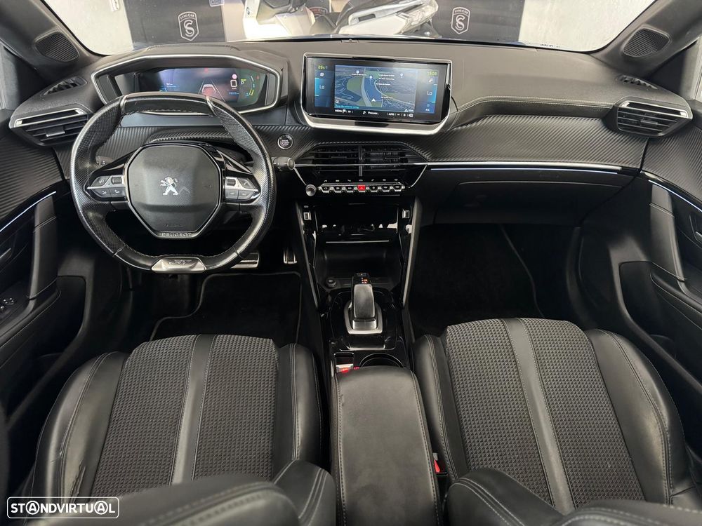 Peugeot e-208 - 13