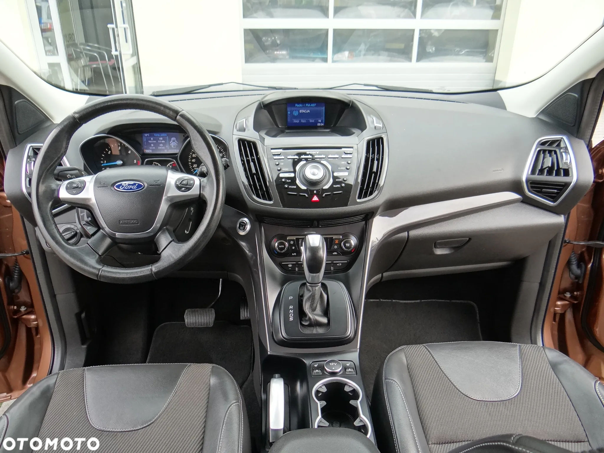 Ford Kuga 2.0 TDCi 4x4 SYNC - 27