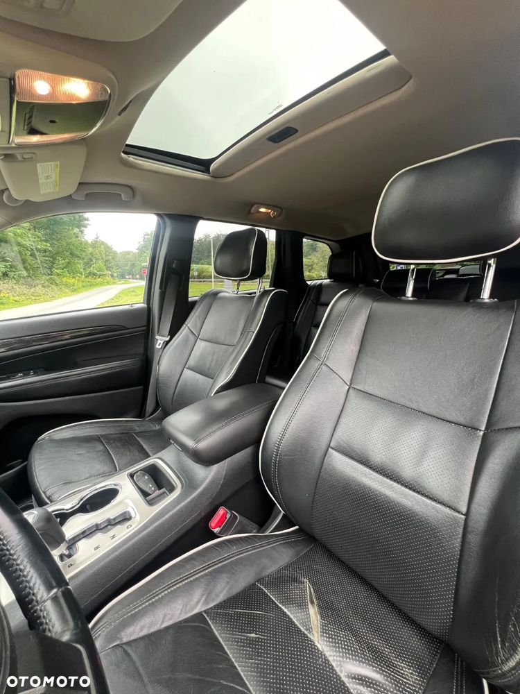 Jeep Grand Cherokee - 36